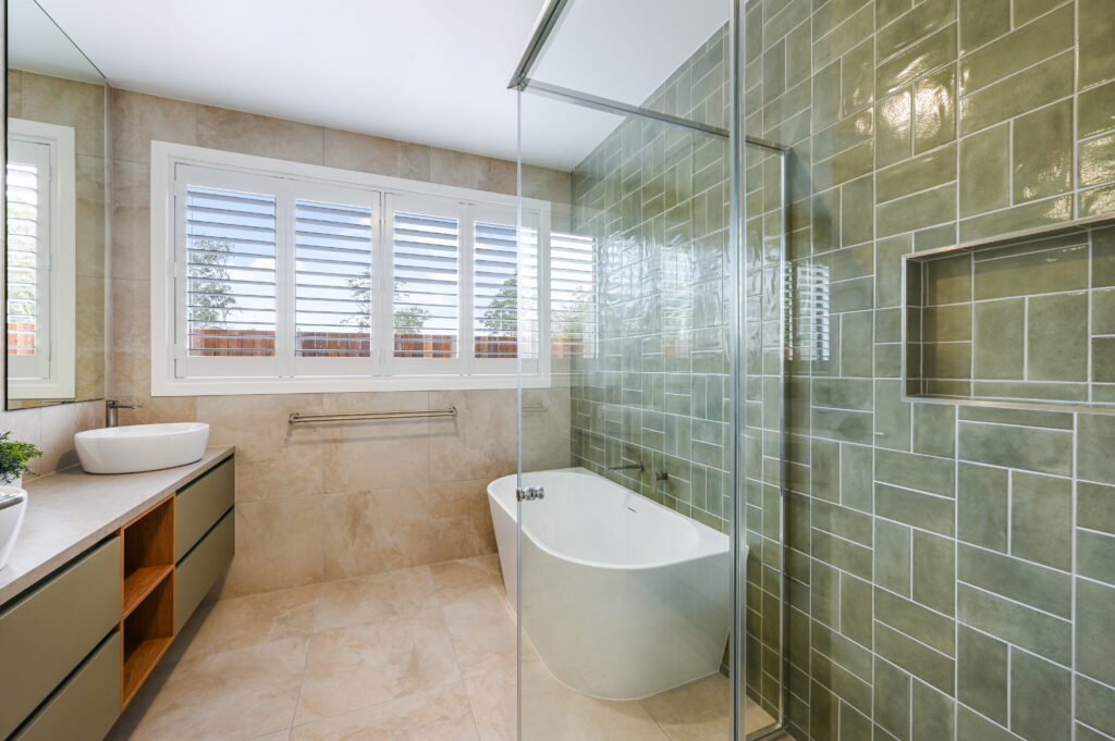 ensuite-green-tile-shower